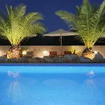 Appartamento Lojena - Luxury Getaway With Jacuzzi Id 117 *