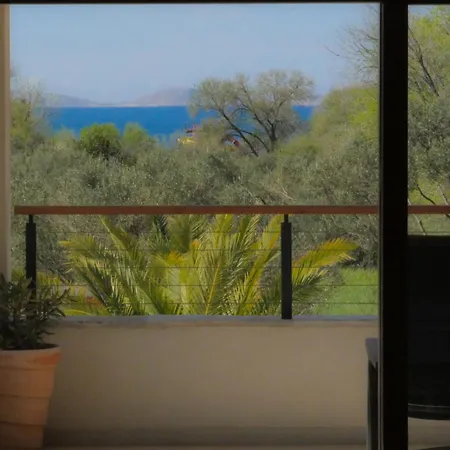 Luxury Getaway For 2 Jacuzzi At Lojena Id111-7 Апартаменты