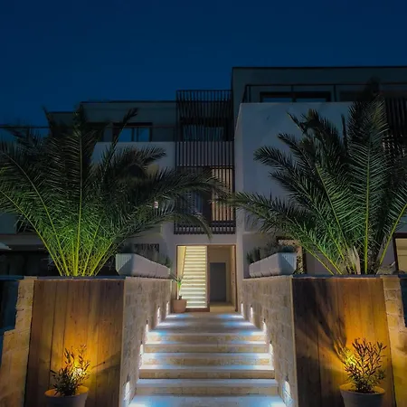 Lojena - Luxury Getaway With Jacuzzi Id 117 Appartamento Murter