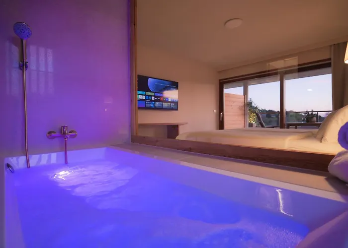 Apartment Luxury Getaway For 2 Jacuzzi At Lojena Id111-7 Murter