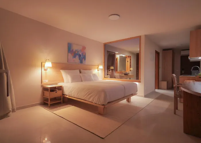 Luxury Getaway For 2 Jacuzzi At Lojena Id111-7 דירה מורטר