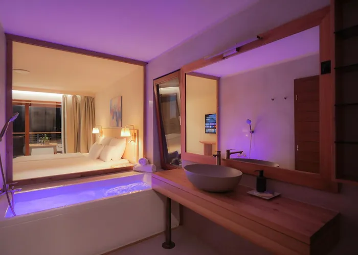 Luxury Getaway For 2 Jacuzzi At Lojena Id111-7 Murter