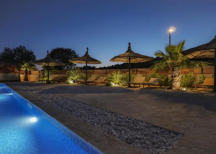 Luxury Getaway For 2 Jacuzzi At Lojena Id111-7 Murter