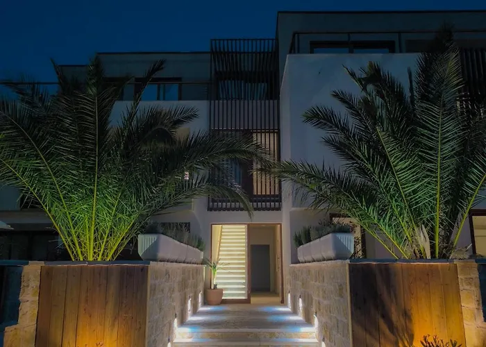 Luxury Getaway For 2 Jacuzzi At Lojena Id111-7 Διαμέρισμα Μούρτερ